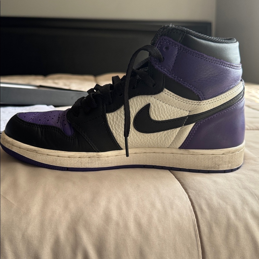 Nike Air Jordan 1 High Court Purple Black White - Picture 2 of 4